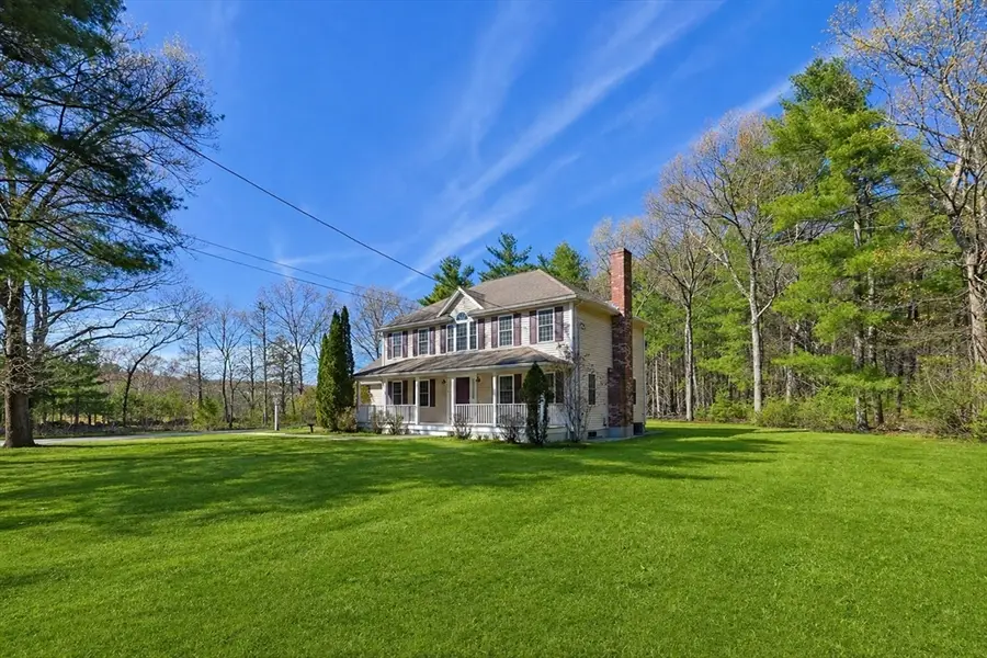 5 Chestnut St, Plainville, MA 02762 - #3