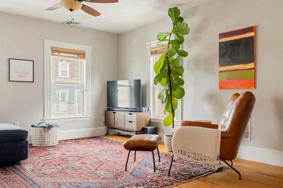 30 Concord Avenue #2, Somerville, MA 02143 - #3