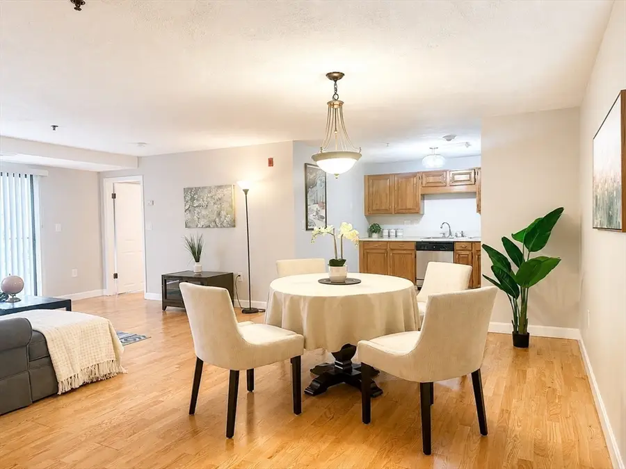 39 Parlin St #207, Everett, MA 02149 - #3
