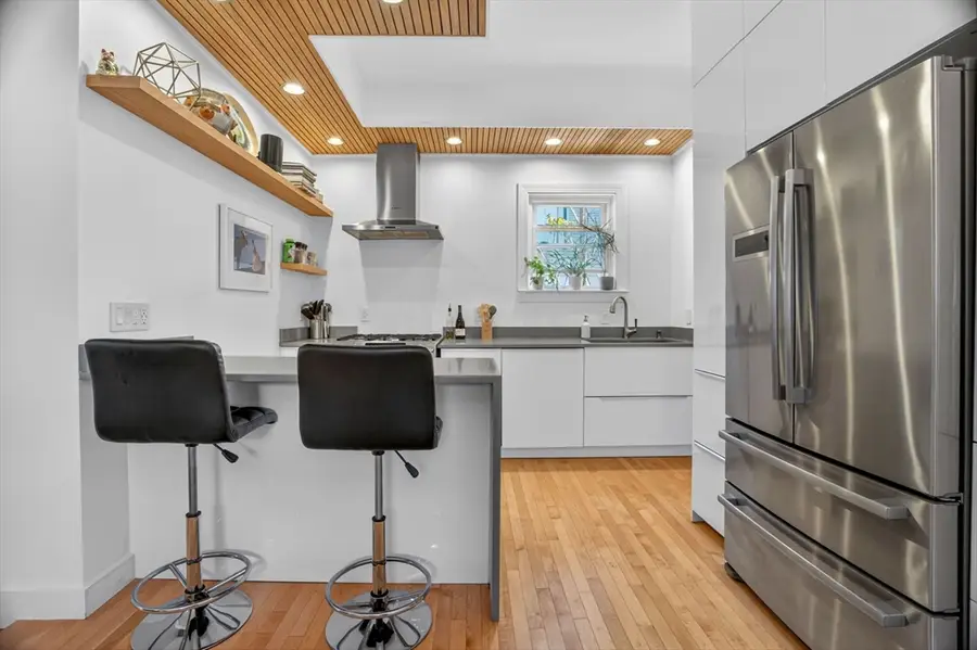 26 Newbury St #2, Somerville, MA 02144 - #2