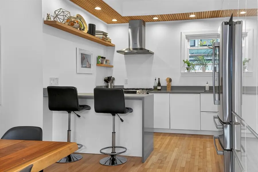 26 Newbury St #2, Somerville, MA 02144 - #3