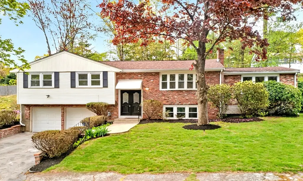 6 Sunset Dr, Randolph, MA 02368 - #1