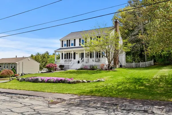 12 Rainbow Cir, Bridgewater, MA 02324