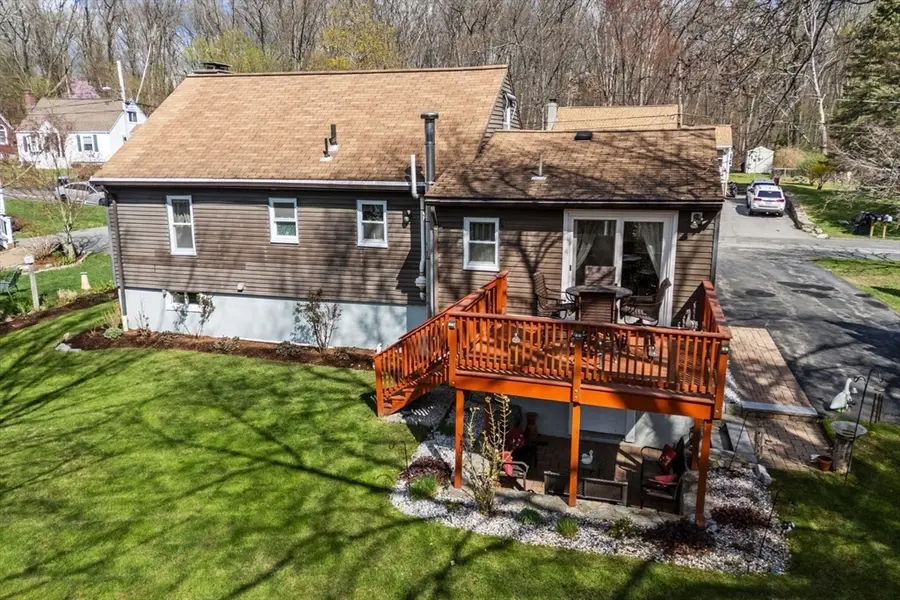 40 Manor Rd, Shrewsbury, MA 01545 - #2