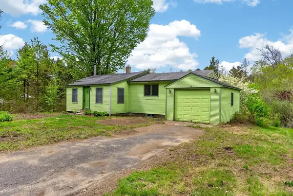 1673 Petersham Rd, Athol, MA 01331