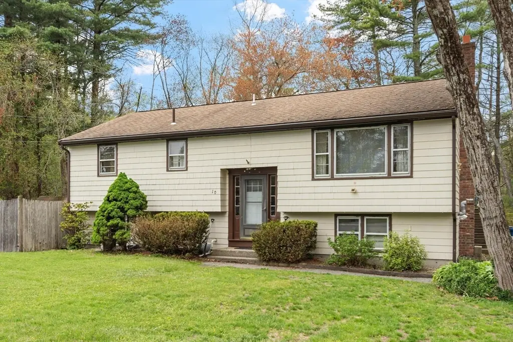 10 Meadowglen Rd, North Billerica, MA 01862 - #1