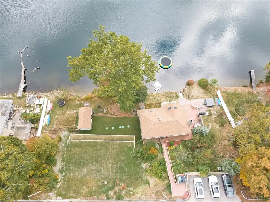 371 & 377 Franklin St, Wrentham, MA 02093 - #3