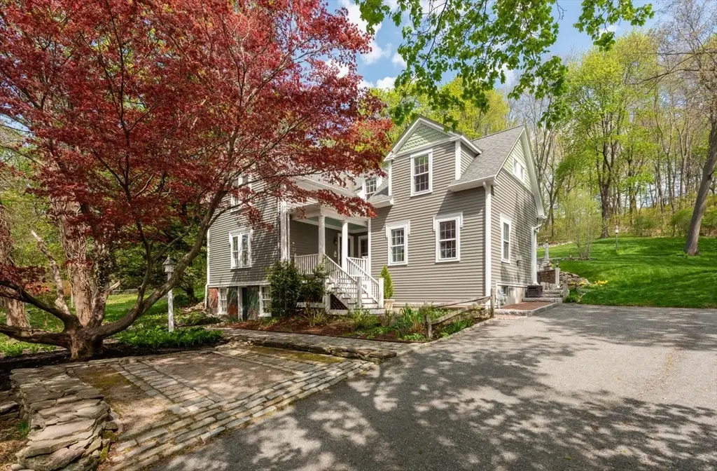 31 High St, Ipswich, MA 01938 - #1