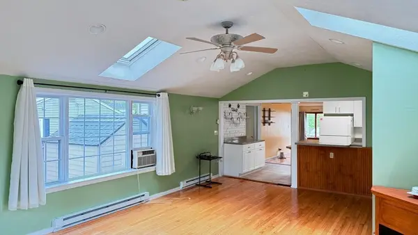 118 Spruce Road, Norwood, MA 02062