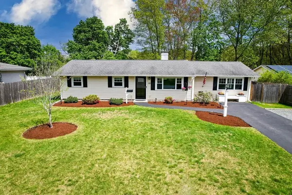 15 Fenway Drive, Framingham, MA 01701