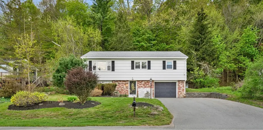 88 Whitehall Rd, Amesbury, MA 01913 - #2