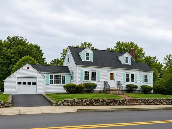 63 Oak St, Stoneham, MA 02180