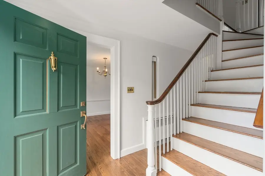 10 Magnolia Rd, Milton, MA 02186 - #3
