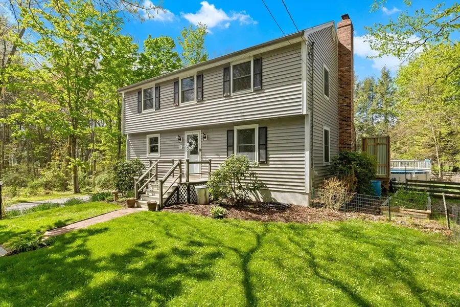 7 Byfield Rd, Groveland, MA 01834 - #3