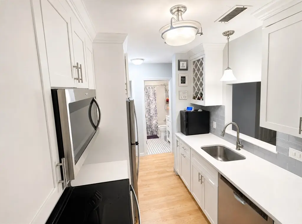 229 Lake St #D, Weymouth, MA 02189 - #1