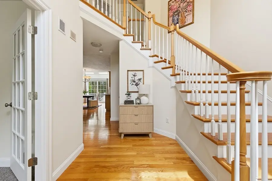 8 Victoria Circle, Shrewsbury, MA 01545 - #3