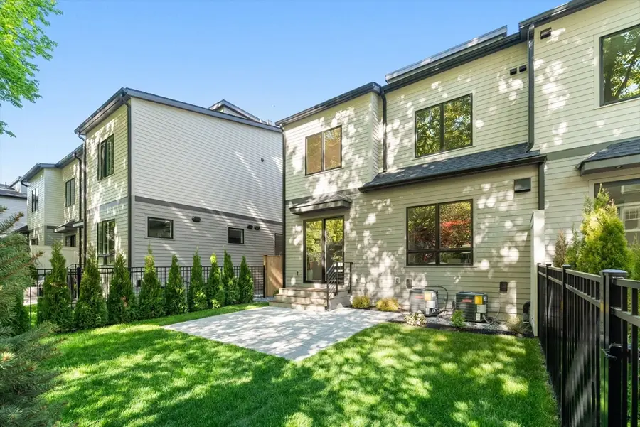 956 Walnut Street #3, Newton, MA 02461 - #3