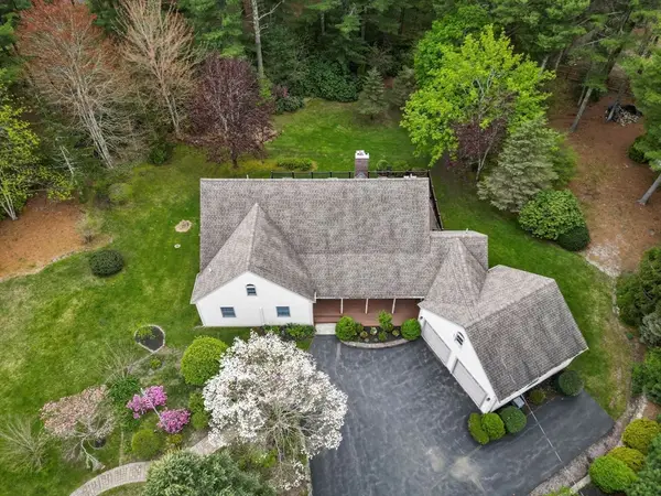 83 Micajah Pond Rd, Plymouth, MA 02360