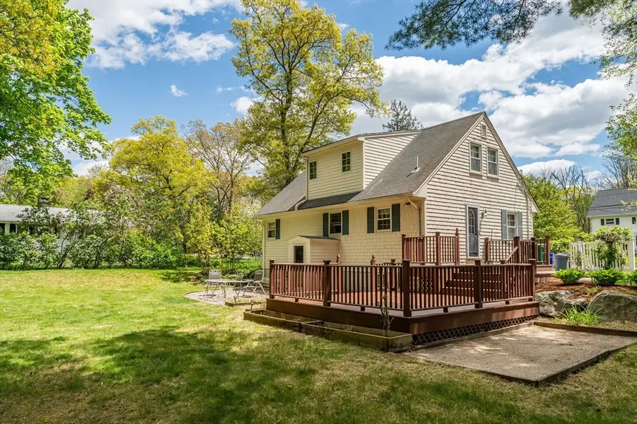 34 Oakhill Ave, Attleboro, MA 02703 - #3