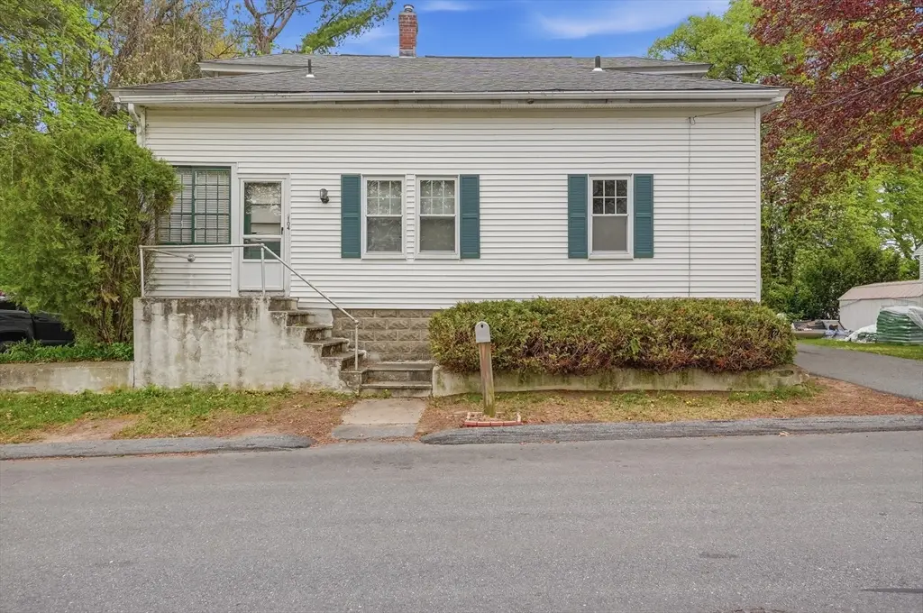 104 Bedford Avenue, Lowell, MA 01854 - #1