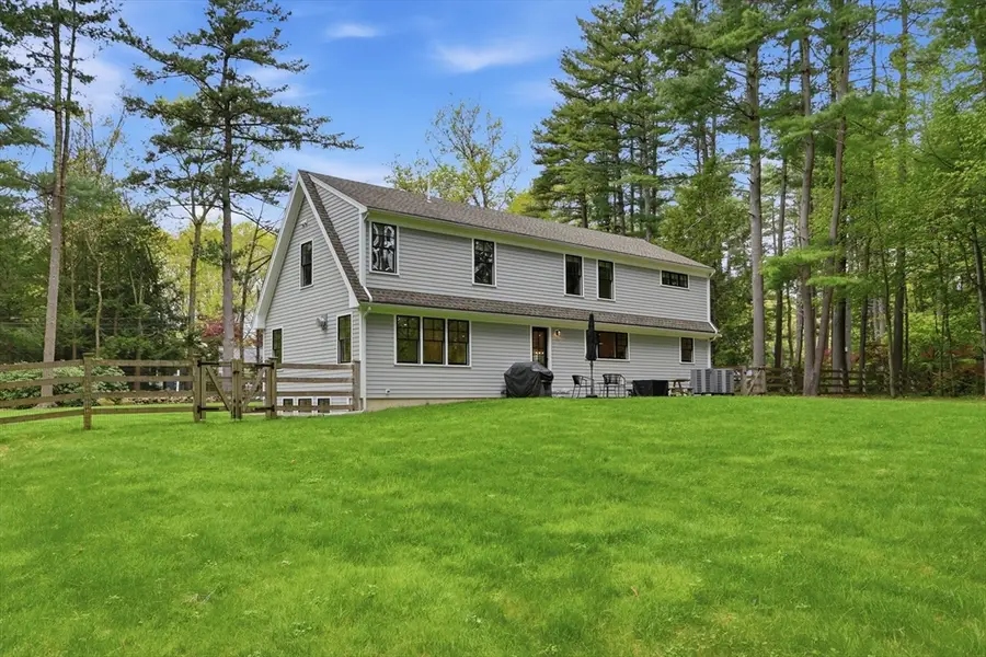 136 Holden Wood Rd, Concord, MA 01742 - #3