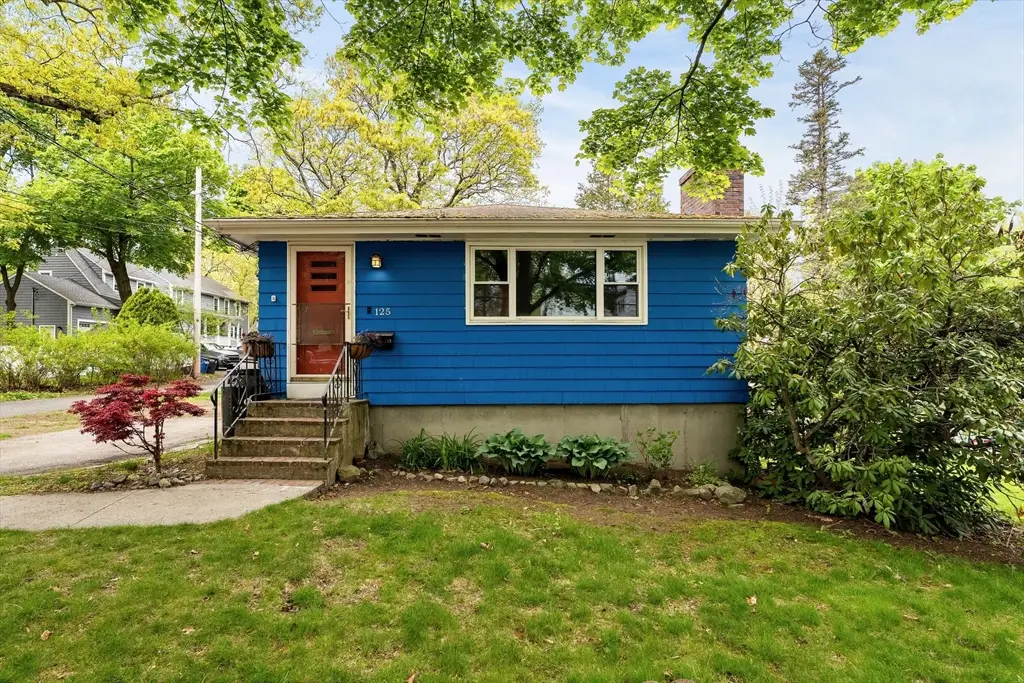 125 Sylvia St, Arlington, MA 02476 - #1
