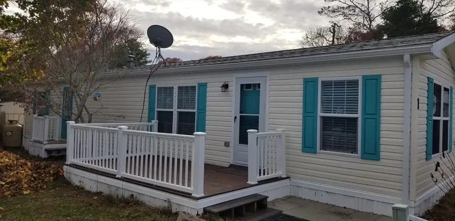 1 Second Ave #1, Pocasset, MA 02559 - #2