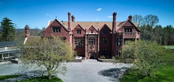 349 Old Stockbridge Rd, Lenox, MA 01240
