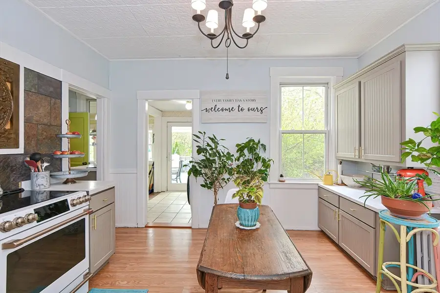 24 Main St, Upton, MA 01568 - #3