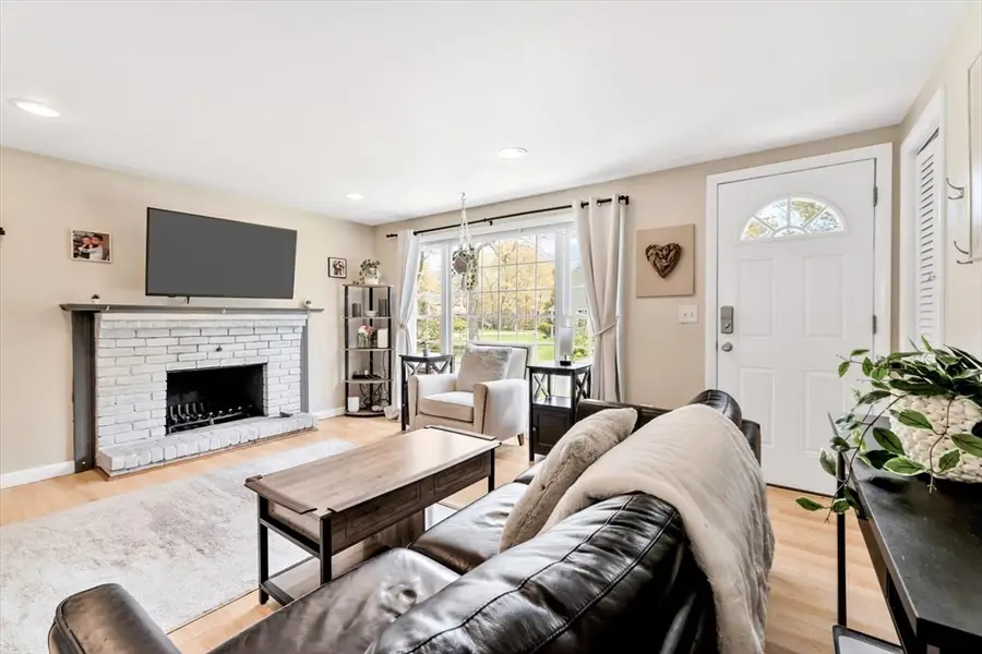 104 Highland St, Mashpee, MA 02649 - #2