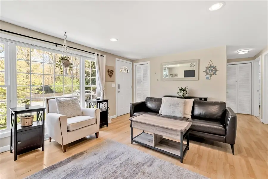 104 Highland St, Mashpee, MA 02649 - #3