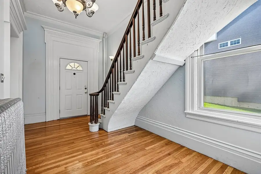 44 Warren Ave, Woburn, MA 01801 - #2