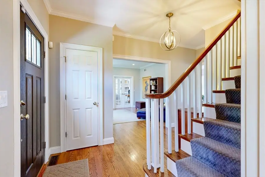 15 Loeffler Ln, Medfield, MA 02052 - #3