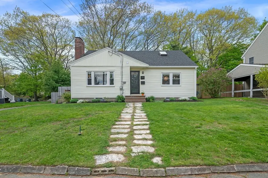 11 East St, Beverly, MA 01915 - #2