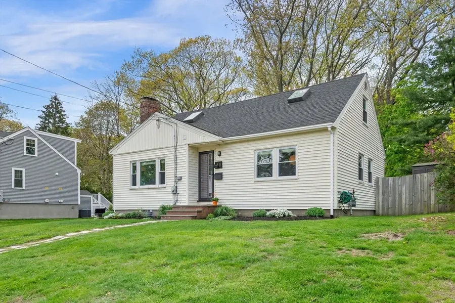 11 East St, Beverly, MA 01915 - #3