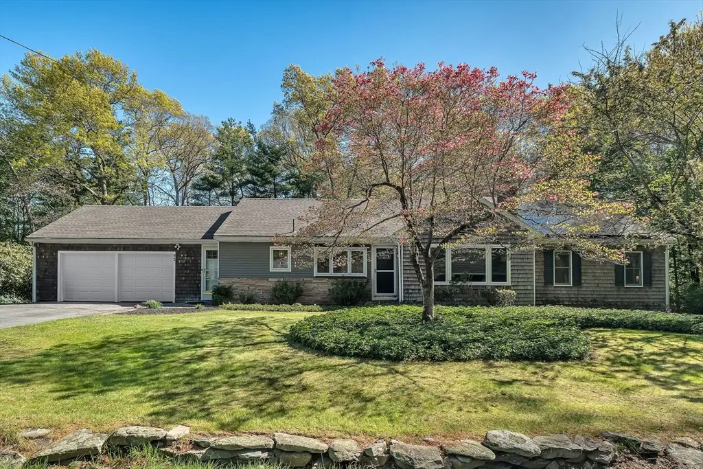 92 Norlen Park, Bridgewater, MA 02324 - #1