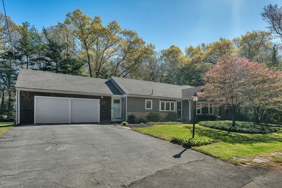 92 Norlen Park, Bridgewater, MA 02324 - #2