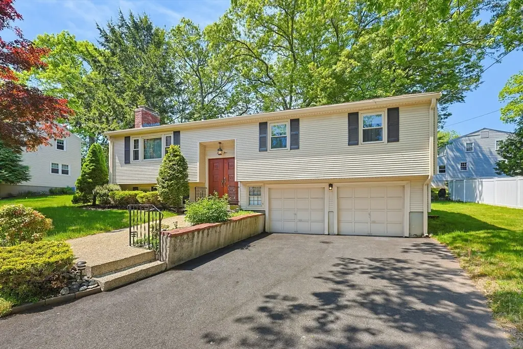 34 Muriel Ln, Milford, MA 01757 - #1