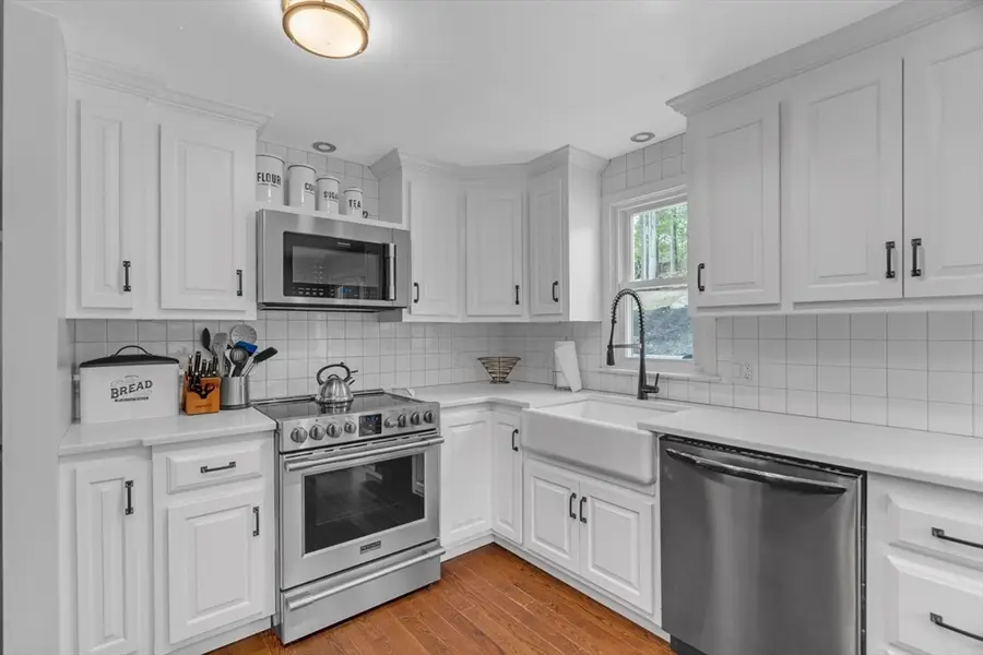 41 Church St, Uxbridge, MA 01569 - #2
