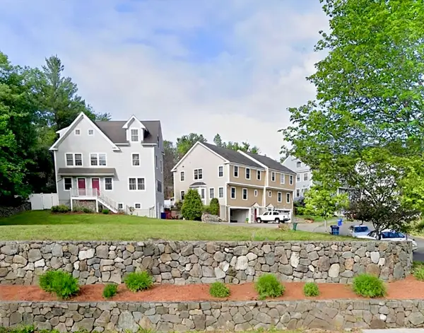 2B Gates Lane #B, Wakefield, MA 01880