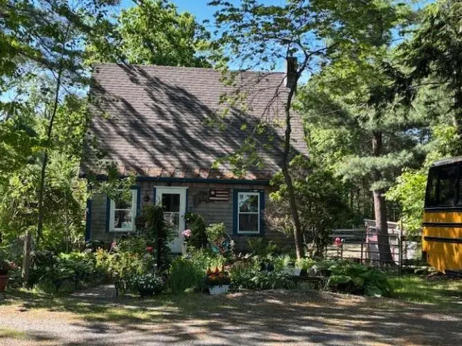 19 King St, Norfolk, MA 02762 - #2