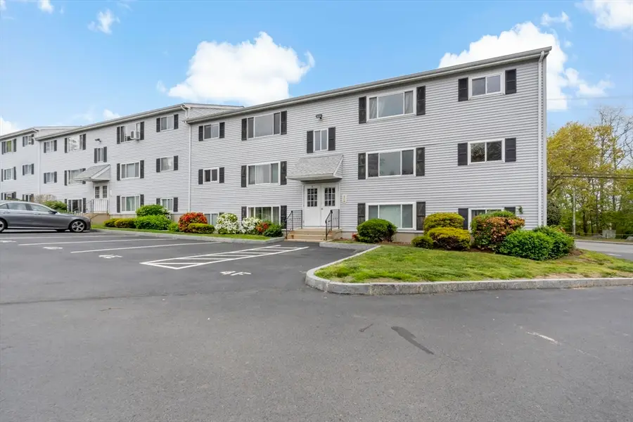 5455 N Main St #4D, Fall River, MA 02720 - #3