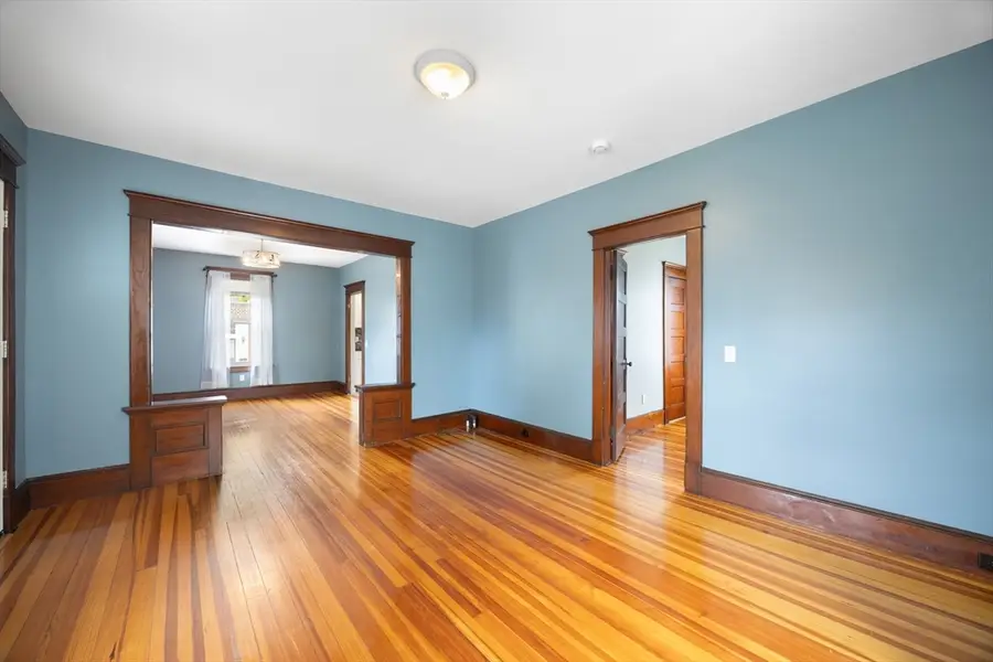 67 Columbus Ave, Holyoke, MA 01040 - #3