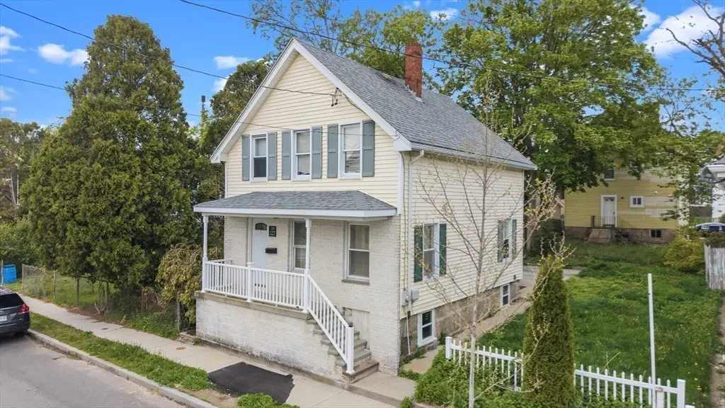 128 Cedar St, New Bedford, MA 02740 - #1
