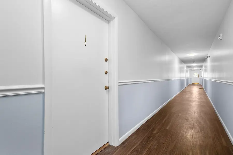 935 Washington St #1, Newton, MA 02460 - #3