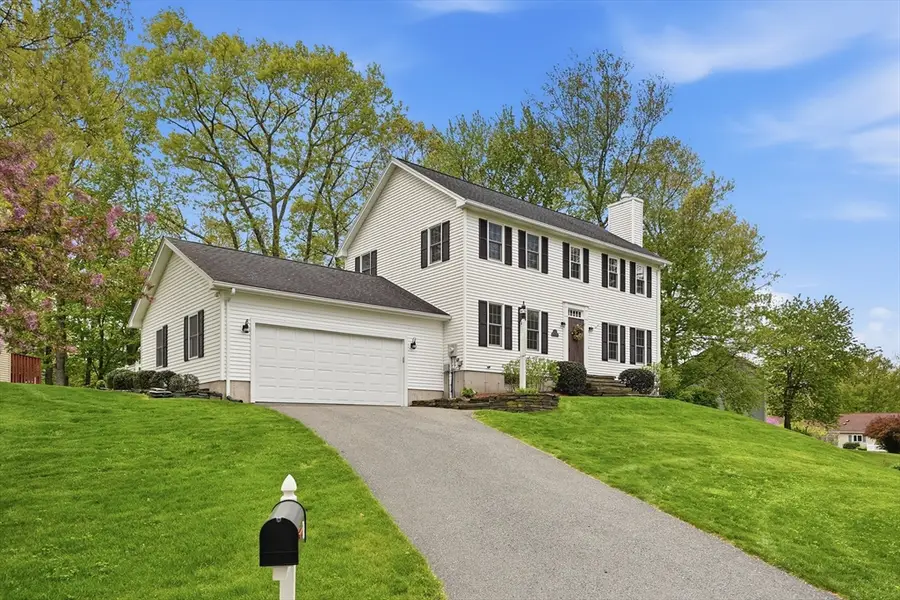 2 Newton St, Belchertown, MA 01007 - #2