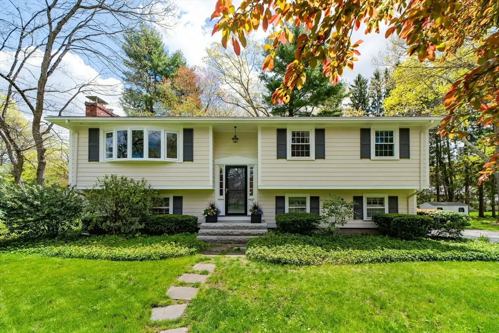 18 Emerson Rd, Medfield, MA 02052 - #1
