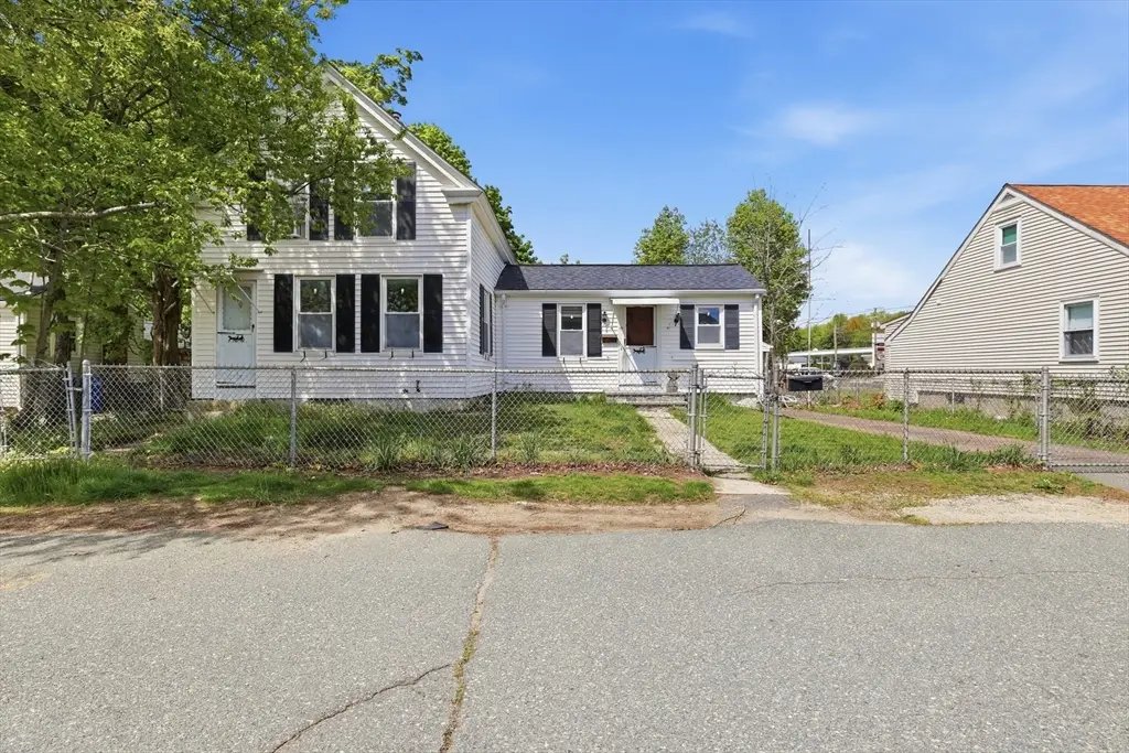 19 Voses Ct, Stoughton, MA 02072 - #1