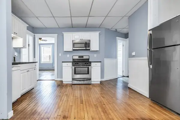 56 Ward St #3B, Salem, MA 01970