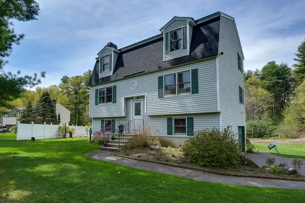 26 Frederick Circle, Tewksbury, MA 01876